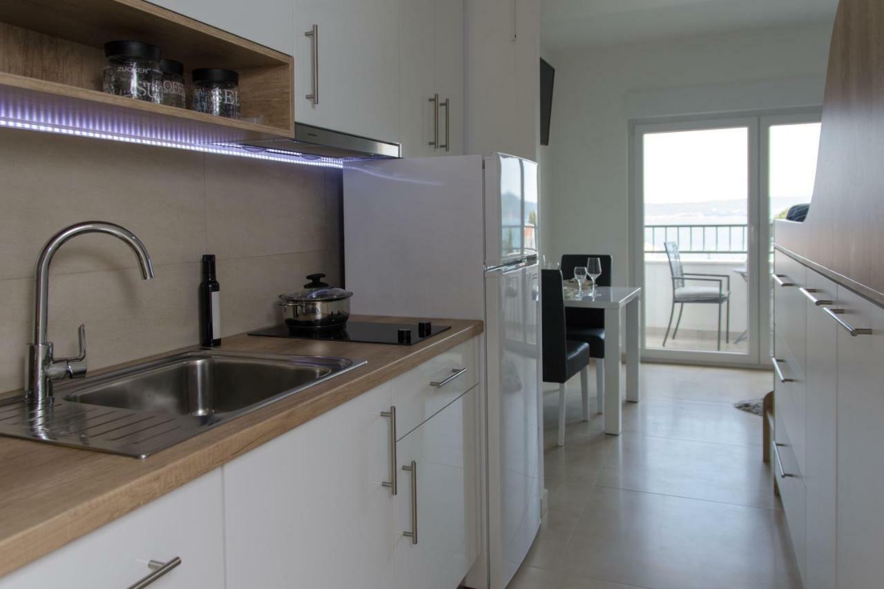 Apartment Quarko Каштела Экстерьер фото