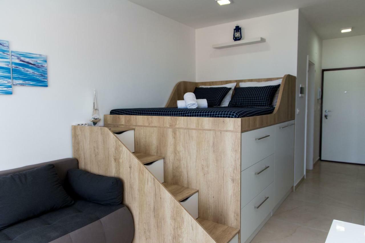 Apartment Quarko Каштела Экстерьер фото